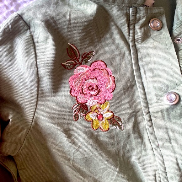Jacket - Picture 2 of 3